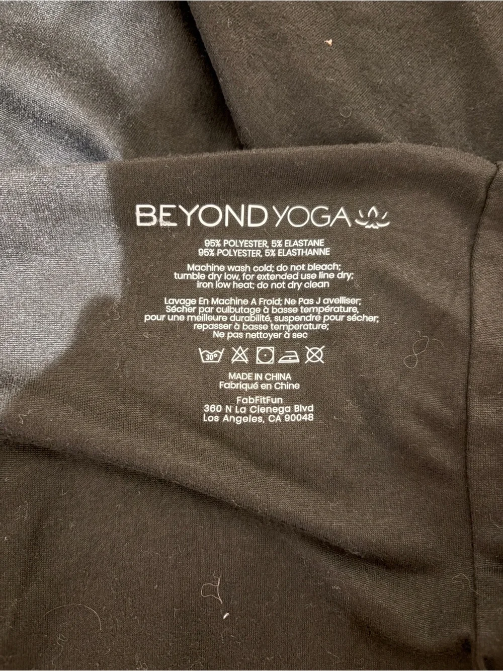 Beyond Yoga Black Pocket Infinity Wrap Scarf Active Athletic Running One Size